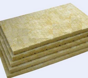 選用【巖棉保溫板】節(jié)能，節(jié)能時代。